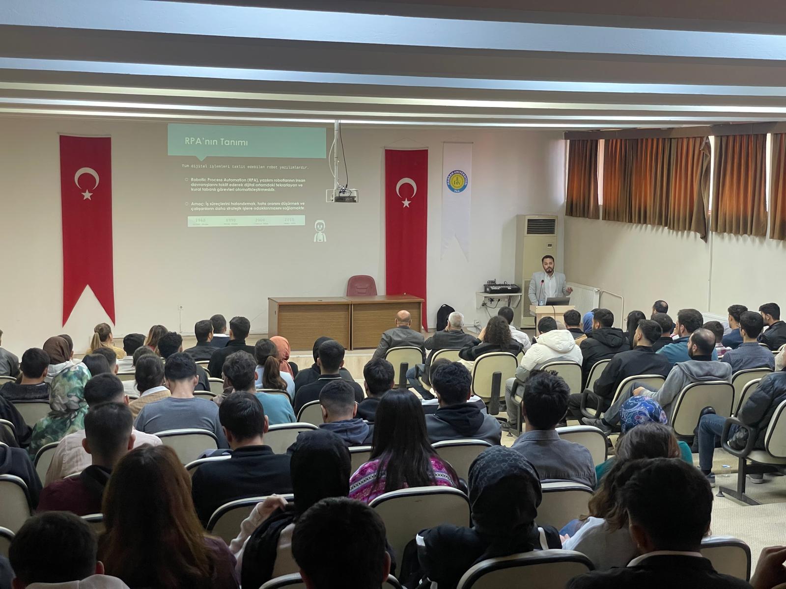 "Robotik Süreç Otomasyonu" Temalı Eğitim Semineri Düzenlendi